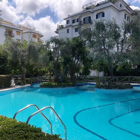 Casa Mami - Luxury Apartment And Pool - سورينتو المظهر الخارجي الصورة