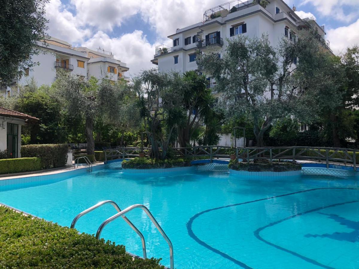 Casa Mami - Luxury Apartment And Pool - سورينتو المظهر الخارجي الصورة